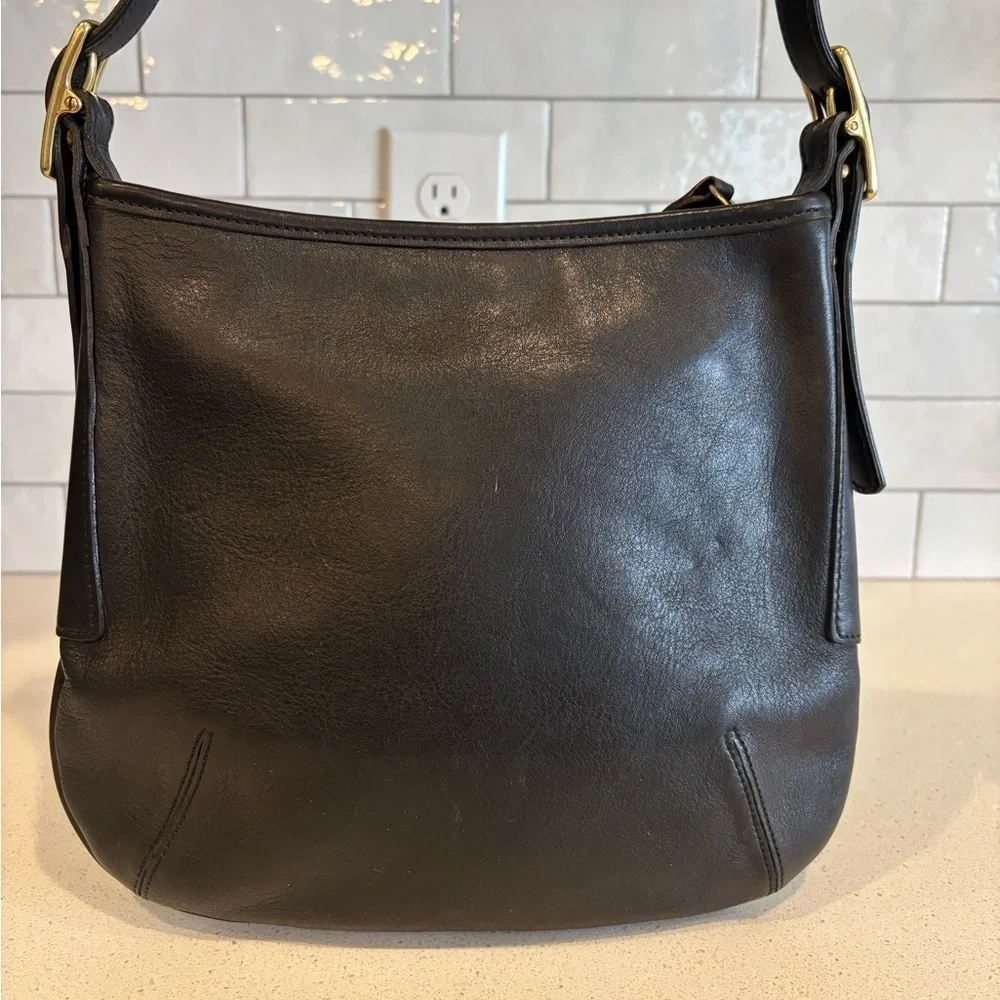 Coach 90s Vintage Court Leather Crossbody 9204 Bag Purse Black Zip Close